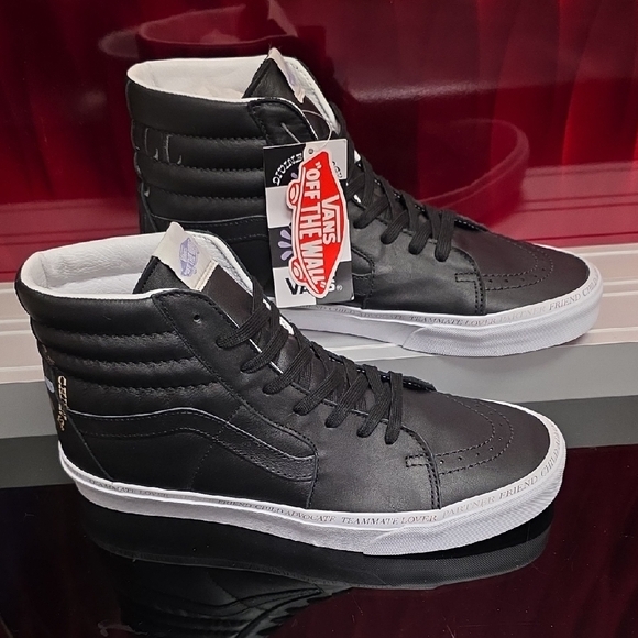 Vans Sk8-Hi (Divine) Black True White Men’s 11 / Women’s 12.5 New